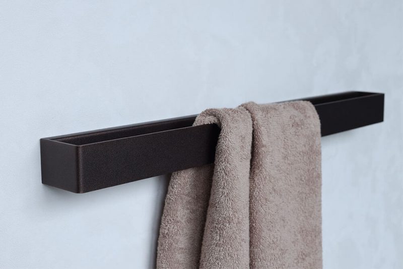 brązowy-reling na ręczniki-50 cm-IMOdesign